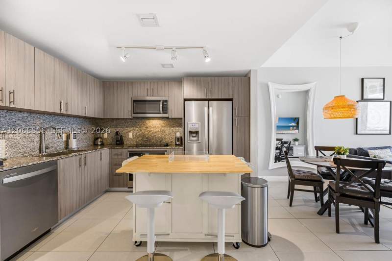 1 bedroom Condominium at 5350 NW 84th Ave 1614, 5350 Park Condo, Doral — photo 2