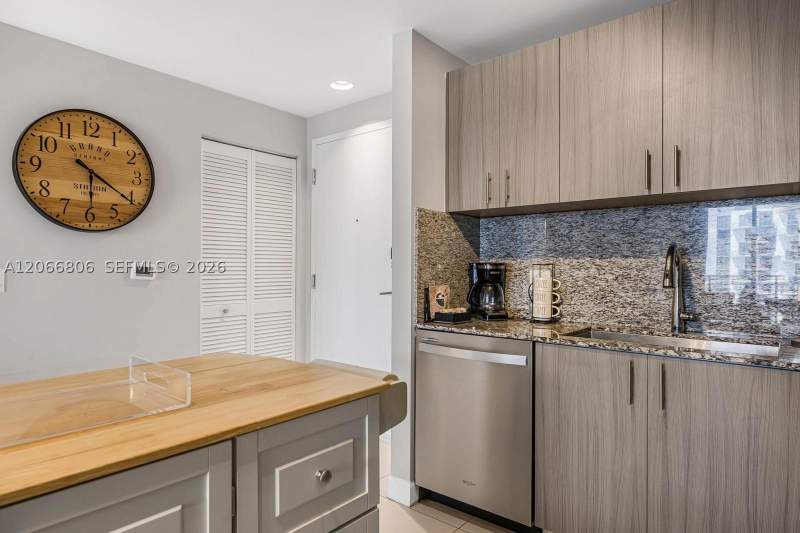 1 bedroom Condominium at 5350 NW 84th Ave 1614, 5350 Park Condo, Doral — photo 3