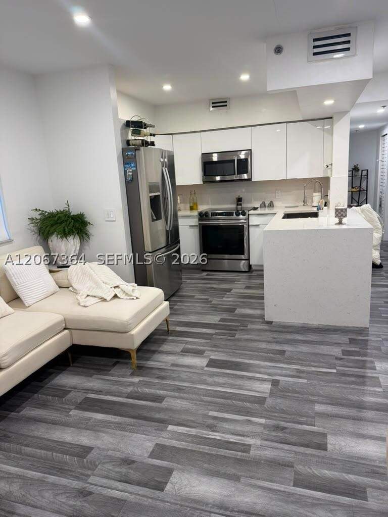 3 bedroom Condominium at 9340 Fontainebleau Blvd W507, Keystone Courts Condo, Miami — photo 2