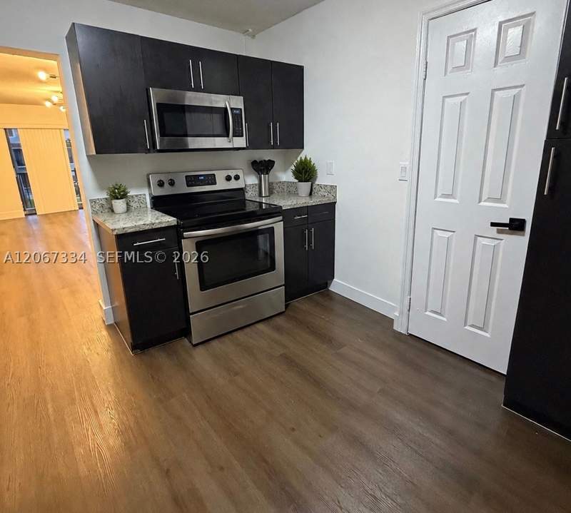 3 bedroom Townhouse at 9902 Hammocks Blvd 102-60, Banyan Tree Eleven Condo, Miami — photo 2
