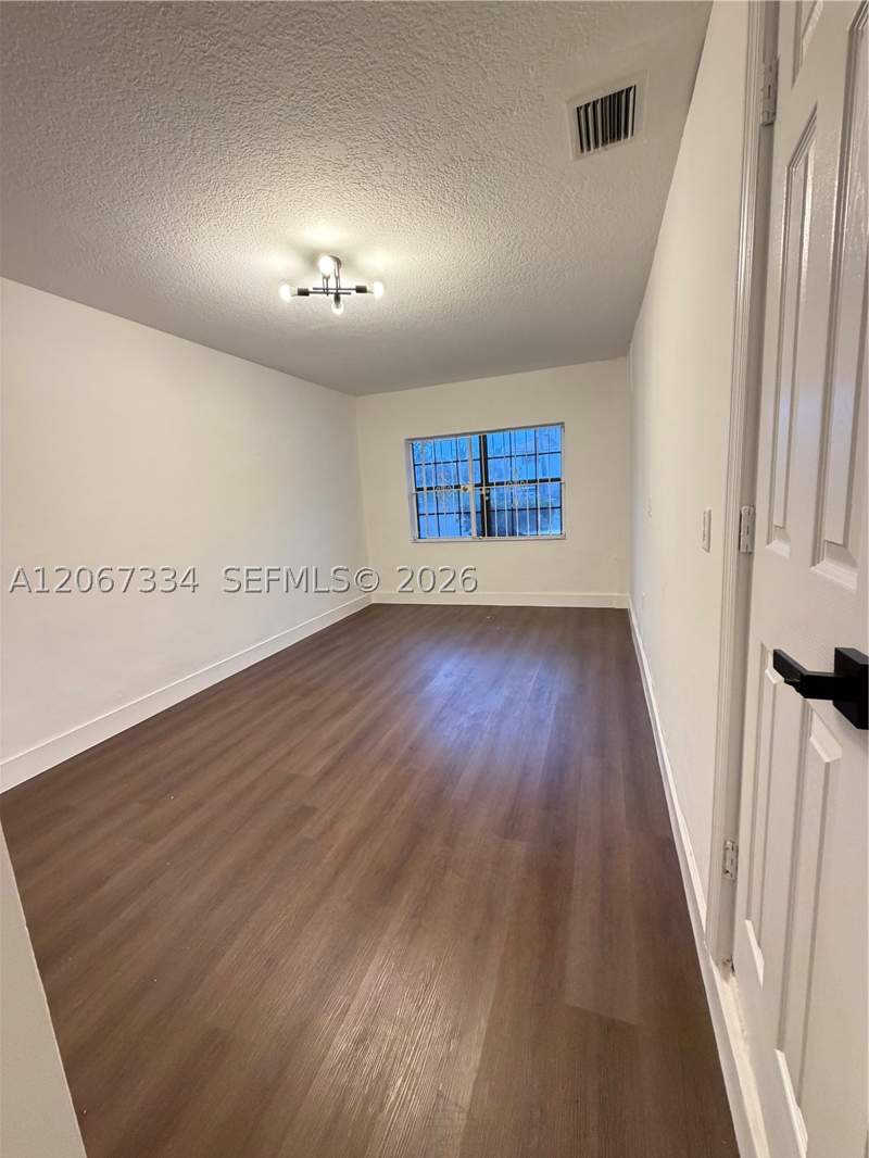 3 bedroom Townhouse at 9902 Hammocks Blvd 102-60, Banyan Tree Eleven Condo, Miami — photo 4