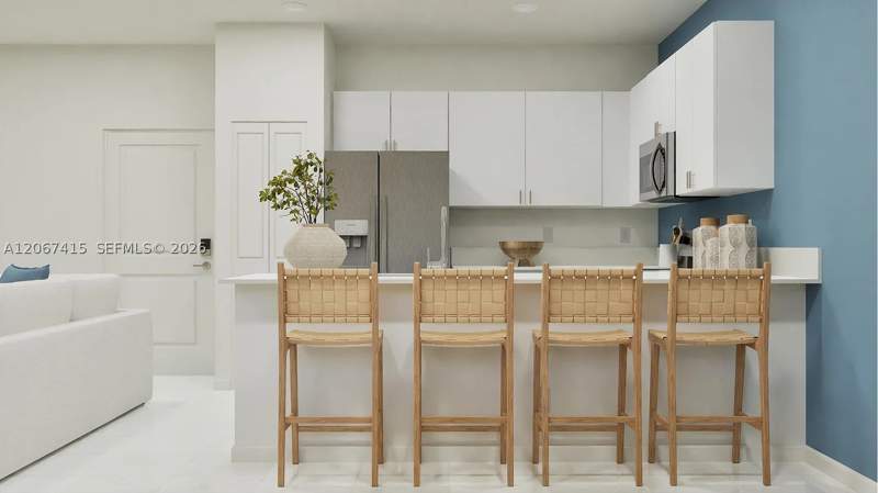 4 bedroom SingleFamilyResidence at 18856 SW 314 St, Coral Landings, Miami — photo 2