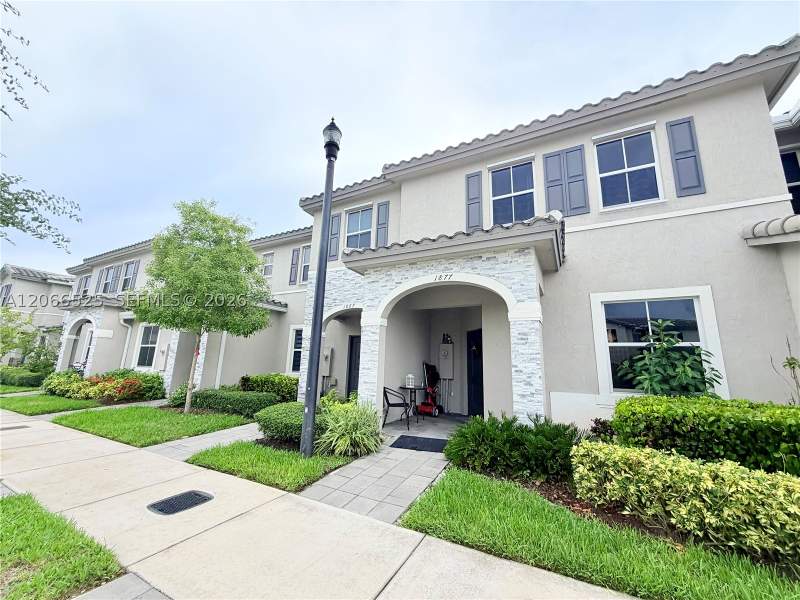 3 bedroom Townhouse at 1877 SE 26th Ter, Keys Gate Residential, Homestead — photo 2