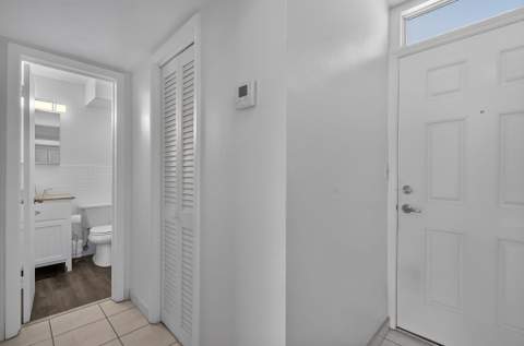 1045 10th Street 301, Miami Beach FL - photo 24 of 44