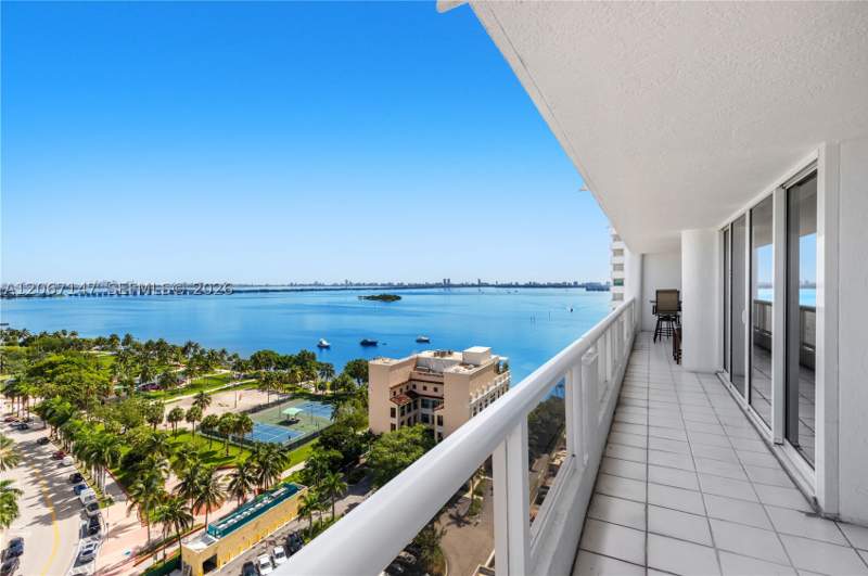 3 bedroom Condominium at 1717 N Bayshore Dr A-1951, Venetia Condo, Miami — photo 3