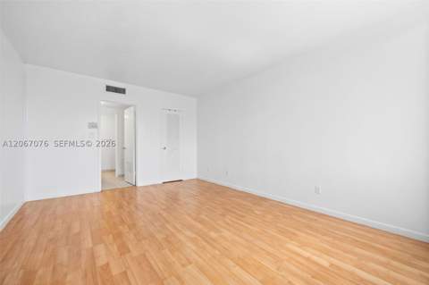 1000 West Ave 309, Miami Beach FL - photo 17 of 37