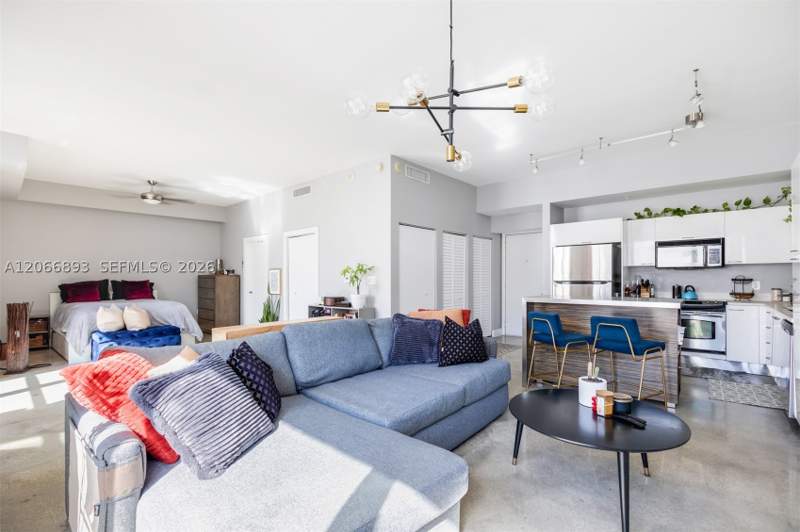 1 bedroom Condominium at 133 NE 2nd Ave 1908, The Loft Downtown II Cond, Miami — photo 3