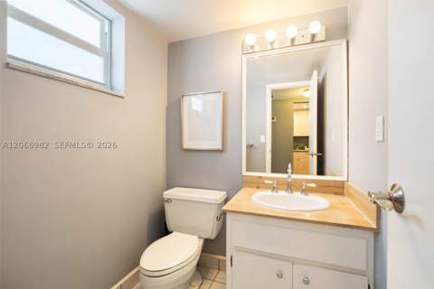 100 Edgewater Dr 309, Coral Gables FL - photo 15 of 22