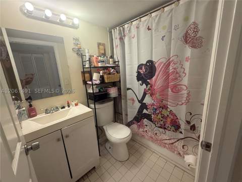 422 NE 210th Cir Ter 105-1, Miami FL - photo 9 of 13