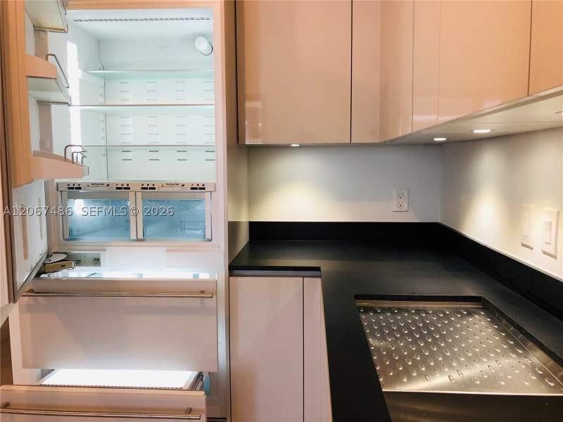 1 bedroom Condominium at 1010 Brickell Ave 3608, 1010 Brickell Condo, Miami — photo 4