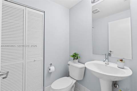 888 Biscayne Blvd 4203, Miami FL - photo 15 of 16