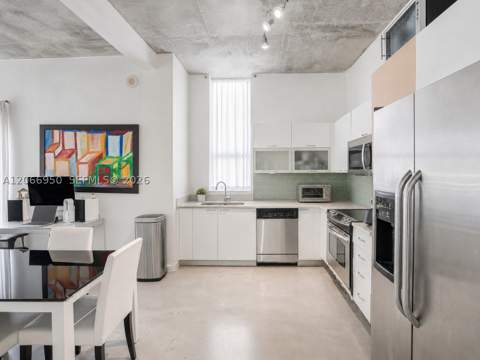 234 NE 3rd St 1007, Miami FL - photo 7 of 33