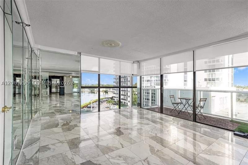 2 bedroom Condominium at 20505 E Country Club Dr 533, Waterview Condo, Aventura — photo 3