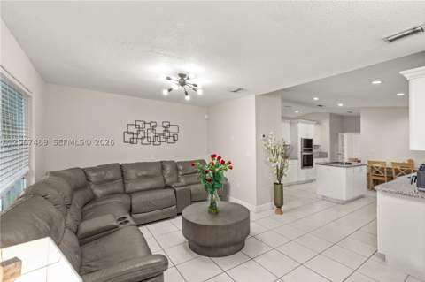 9840 NW 28th Ter, Doral FL - photo 17 of 39