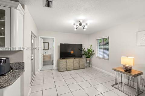 9840 NW 28th Ter, Doral FL - photo 20 of 39