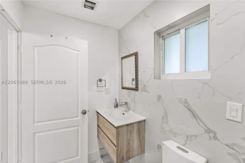 9840 NW 28th Ter, Doral FL - photo 22 of 39