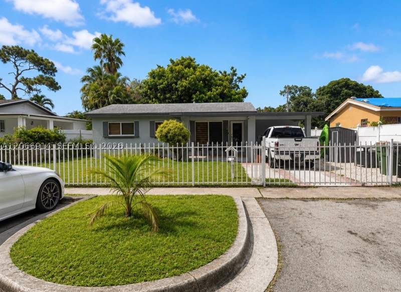3 bedroom SingleFamilyResidence at 1650 NW 123rd St, Sunkist Grove, North Miami — photo 4