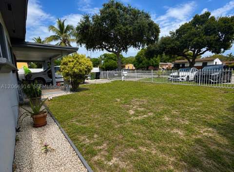 1650 NW 123rd St, North Miami FL - photo 7 of 39