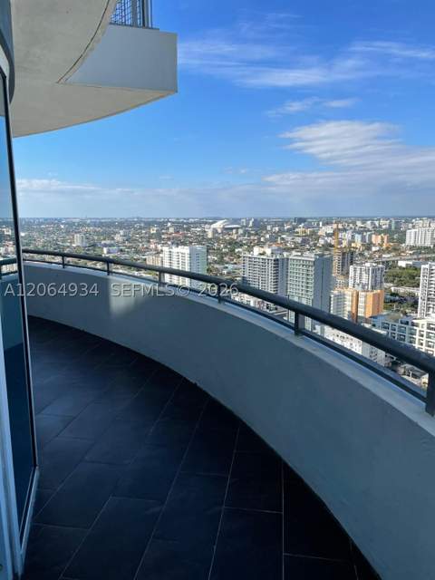 60 SW 13th St 3426, Miami FL - photo 21 of 28