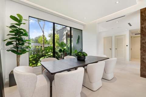 685 NE 81st St, Miami FL - photo 13 of 49