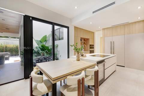 685 NE 81st St, Miami FL - photo 17 of 49