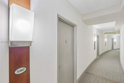 1750 N Bayshore Dr 3207, Miami FL - photo 23 of 32