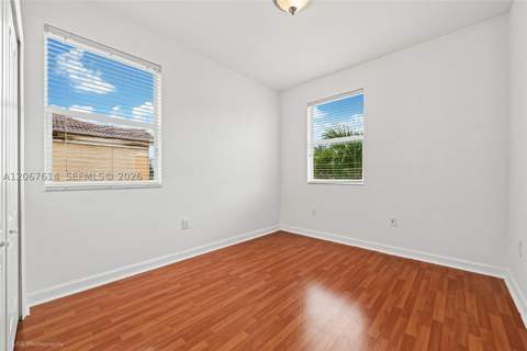 8666 NW 109th Ct 8666, Doral FL - photo 11 of 19