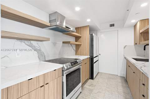 6917 Collins Ave 1009, Miami Beach FL - photo 8 of 21