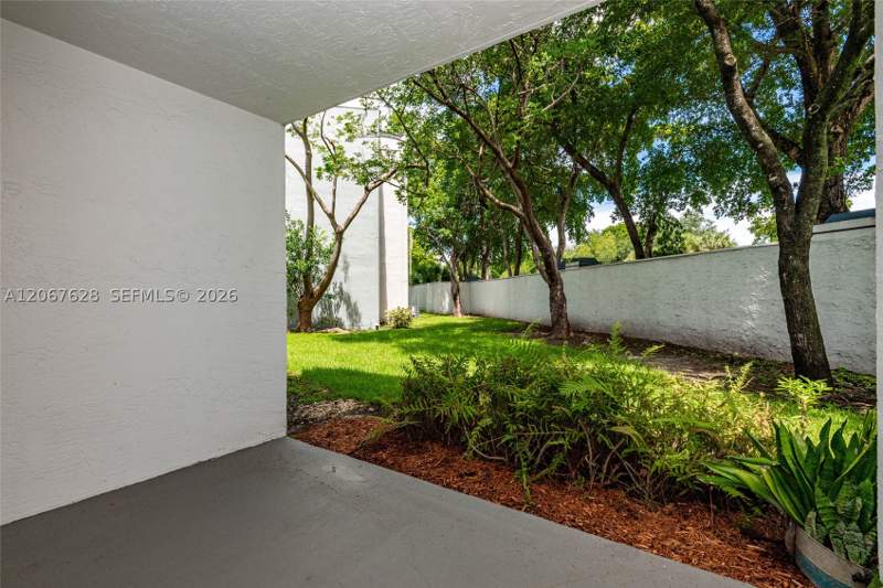 2 bedroom Condominium at 6272 NW 186th St 106, Mediterranean Villas Cond, Miami — photo 4