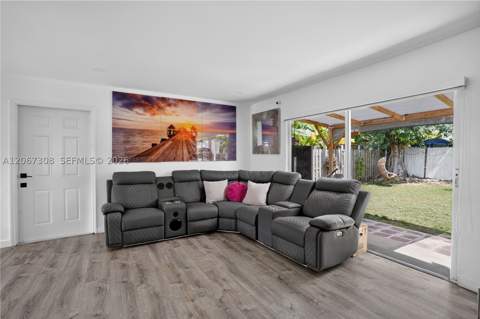 12219 SW 198th Ter, Miami FL - photo 12 of 33