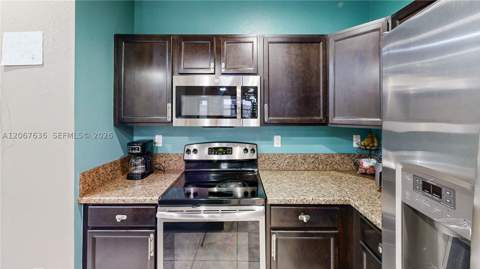 729 SE 34th Ave, Homestead FL - photo 14 of 69