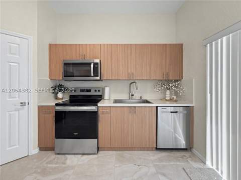1940 SE 24th Ave, Homestead FL - photo 13 of 43