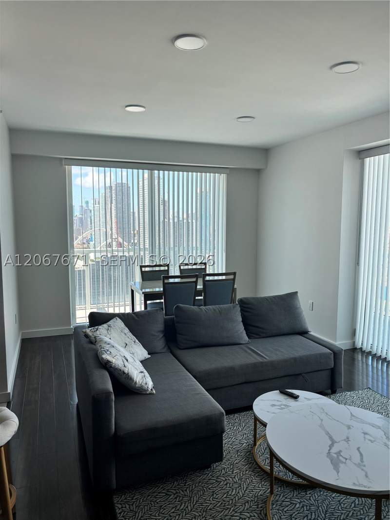 2 bedroom Condominium at 1900 N Bayshore Dr 4011, Quantum On The Bay Condo, Miami — photo 4