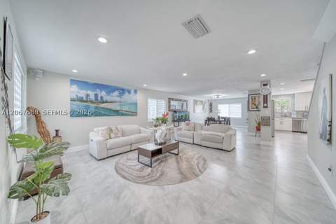 8611 SW 207th Ter, Cutler Bay FL - photo 21 of 46