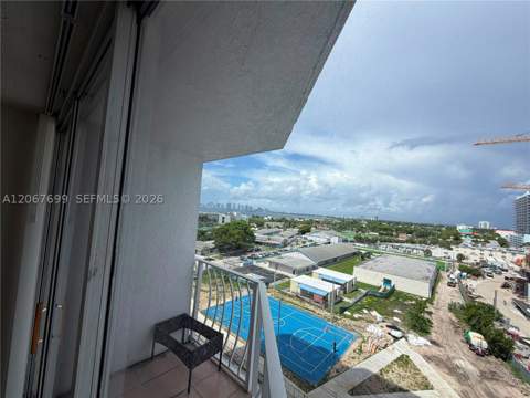 7601 E Treasure Dr 2220, North Bay Village FL - photo 11 of 21
