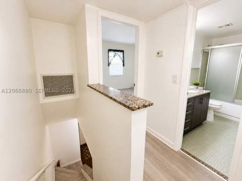 1720 W 75th St, Hialeah FL - photo 15 of 25