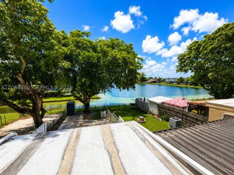1720 W 75th St, Hialeah FL - photo 18 of 25