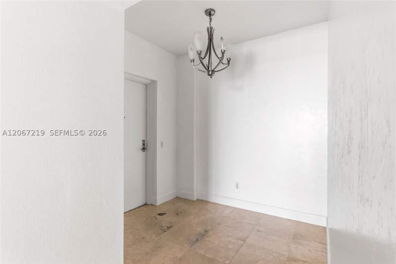 2 bedroom Condominium at 14951 Royal Oaks Ln 1604, The Oaks I Condo, North Miami — photo 5