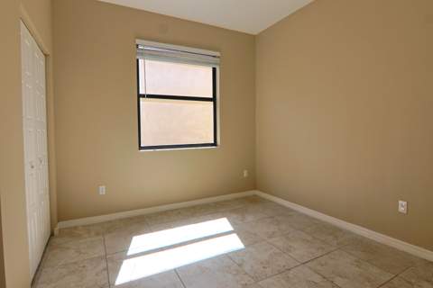 634 NE 193rd Terrace, Miami FL - photo 21 of 28