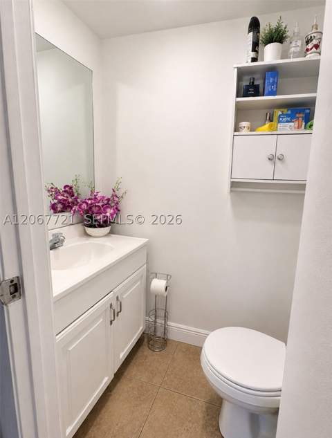 5611 W 25th Ct 8A, Hialeah FL - photo 9 of 16