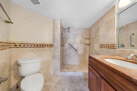 9405 Fontainebleau Blvd 112, Miami FL - photo 16 of 44