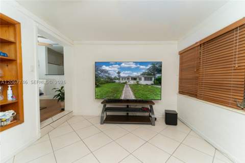 6250 NW 41st St, Virginia Gardens FL - photo 23 of 29