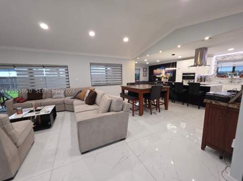 15101 SW 180th Ter, Miami FL - photo 12 of 37