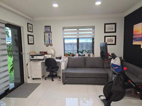 15101 SW 180th Ter, Miami FL - photo 17 of 37
