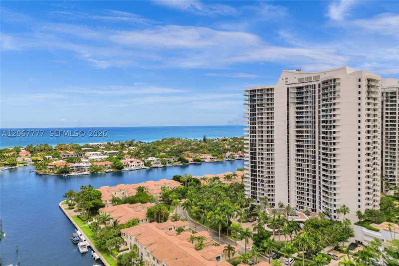 3 bedroom Condominium at 21200 Point Place 403, Atlantic I At The Point C, Aventura — photo 2