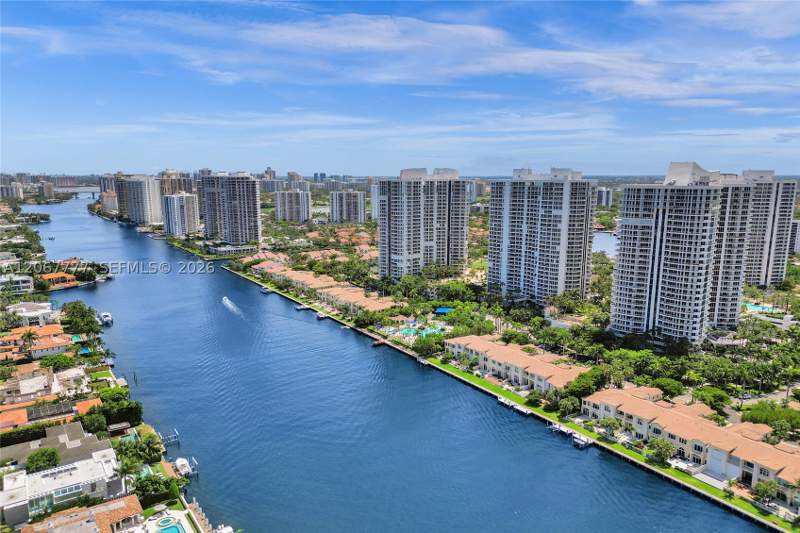 3 bedroom Condominium at 21200 Point Place 403, Atlantic I At The Point C, Aventura — photo 5
