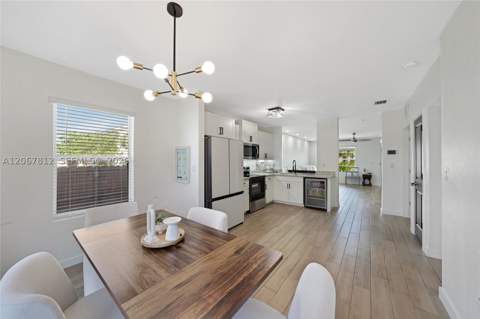 572 NE 6th Pl, Homestead FL - photo 16 of 33