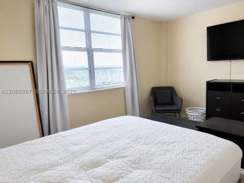 2841 NE 163rd St 608, North Miami Beach FL - photo 19 of 30