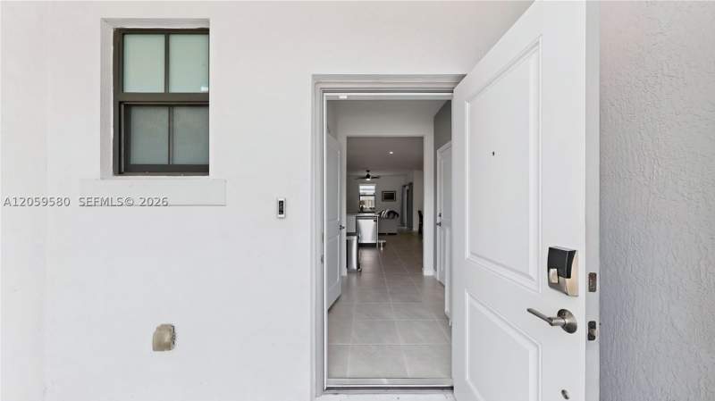 3 bedroom Townhouse at 12982 SW 286th Ter, Cambridge Estates First A, Homestead — photo 2