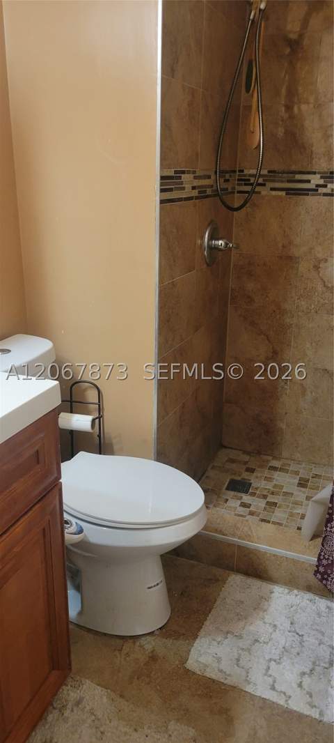 1743 NE 141st St, North Miami FL - photo 8 of 13
